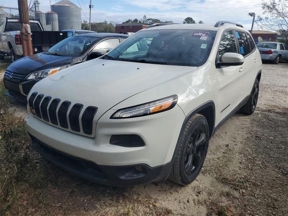 used 2018 Jeep Cherokee car, priced at $15,193