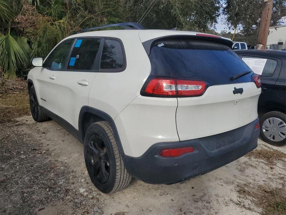 used 2018 Jeep Cherokee car, priced at $15,193