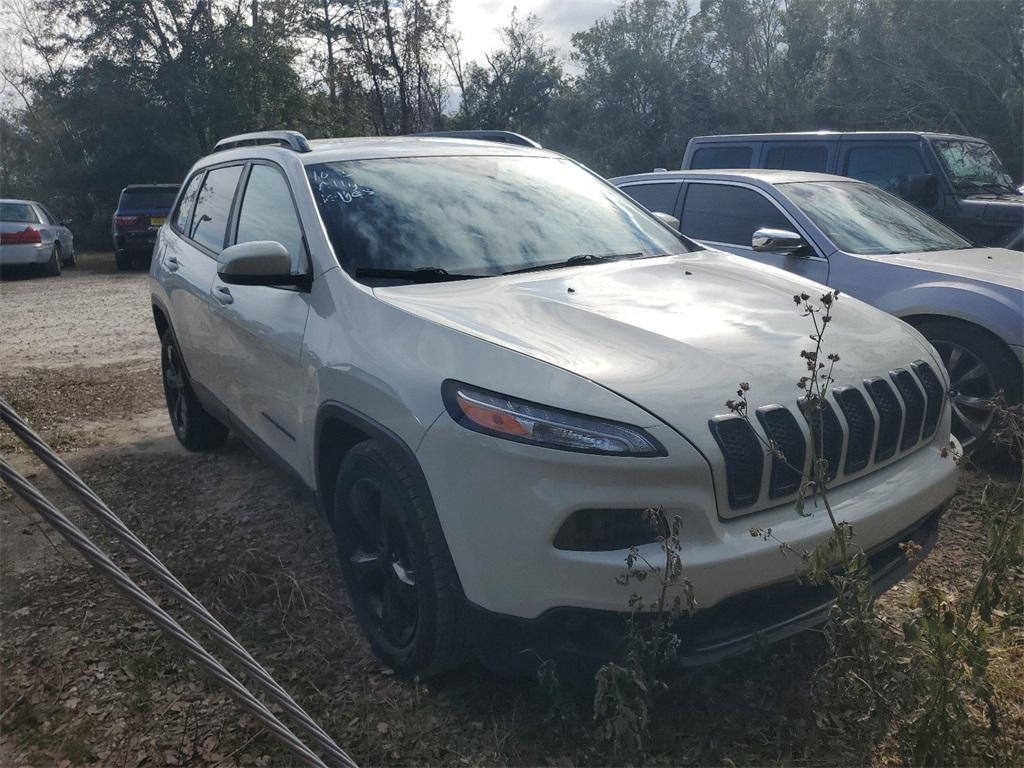 used 2018 Jeep Cherokee car, priced at $15,193