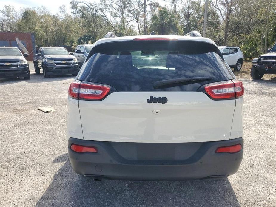 used 2018 Jeep Cherokee car, priced at $15,193