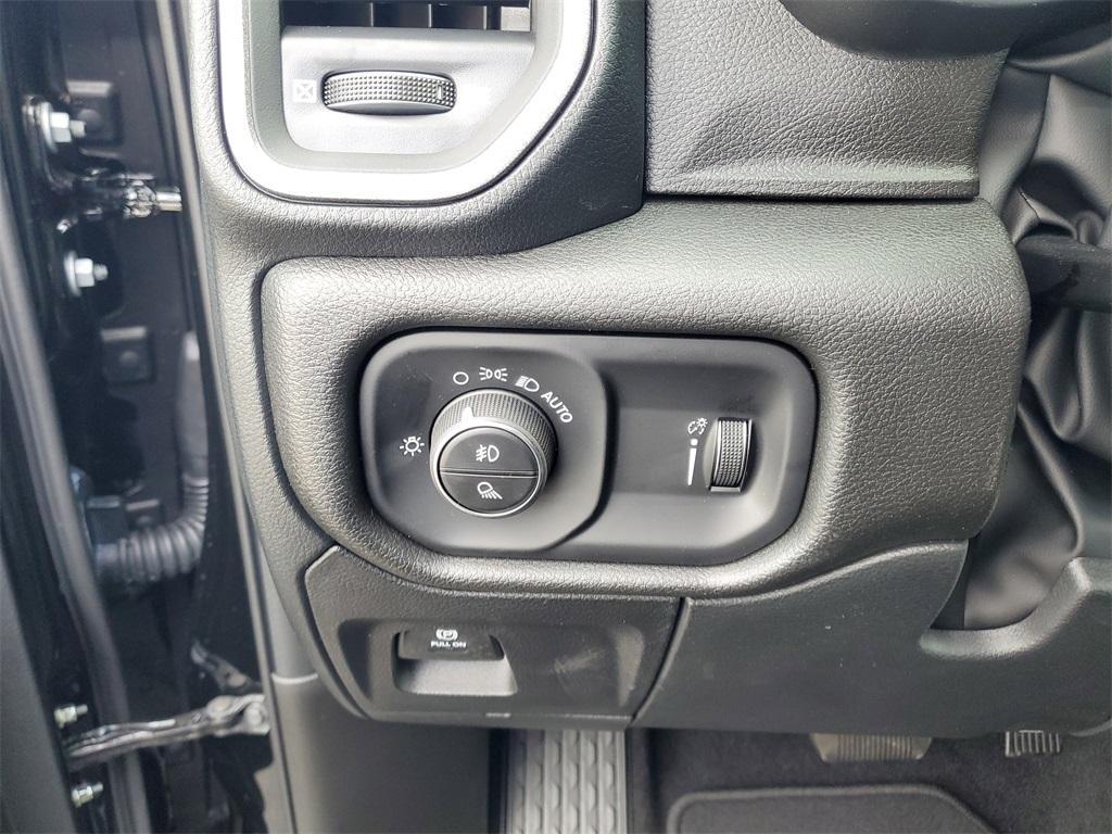 new 2025 Ram 1500 car