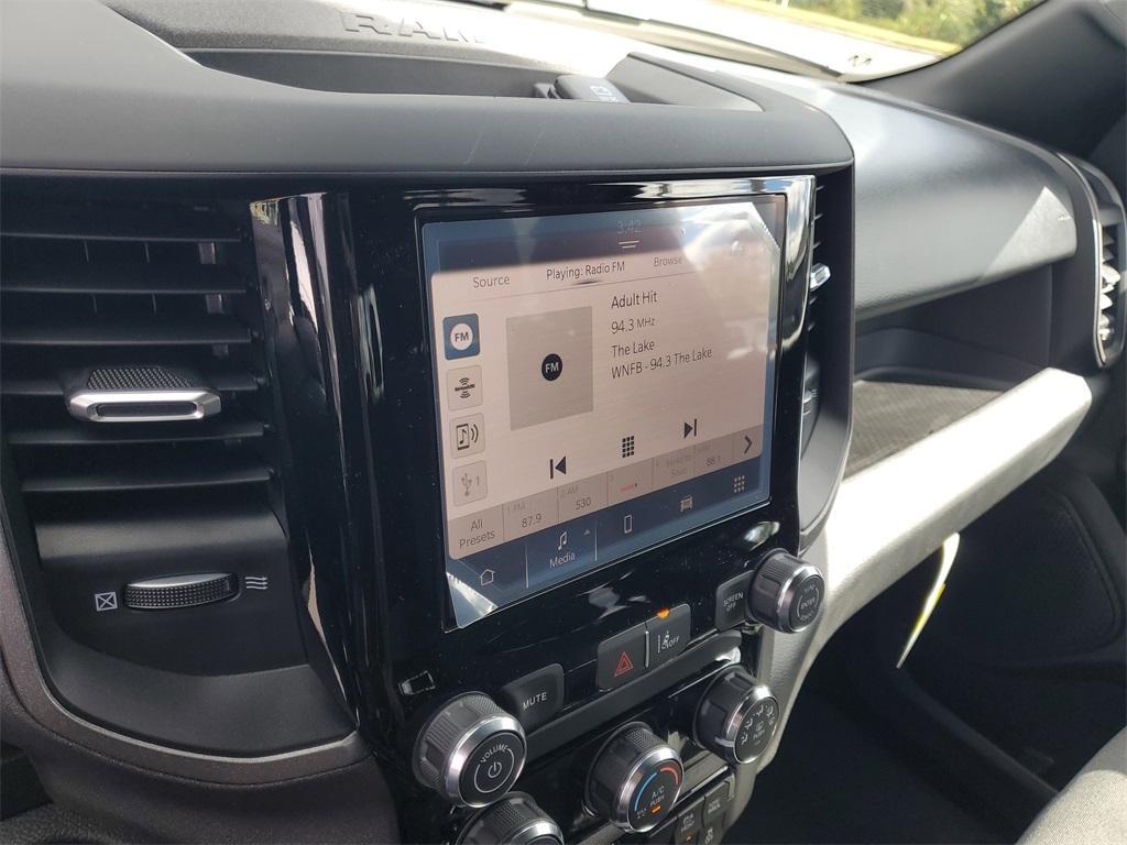 new 2025 Ram 1500 car