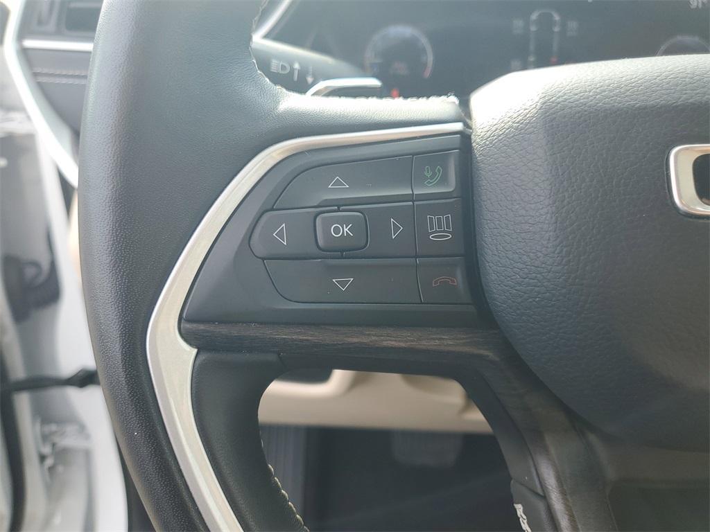 used 2022 Jeep Grand Cherokee car, priced at $27,506