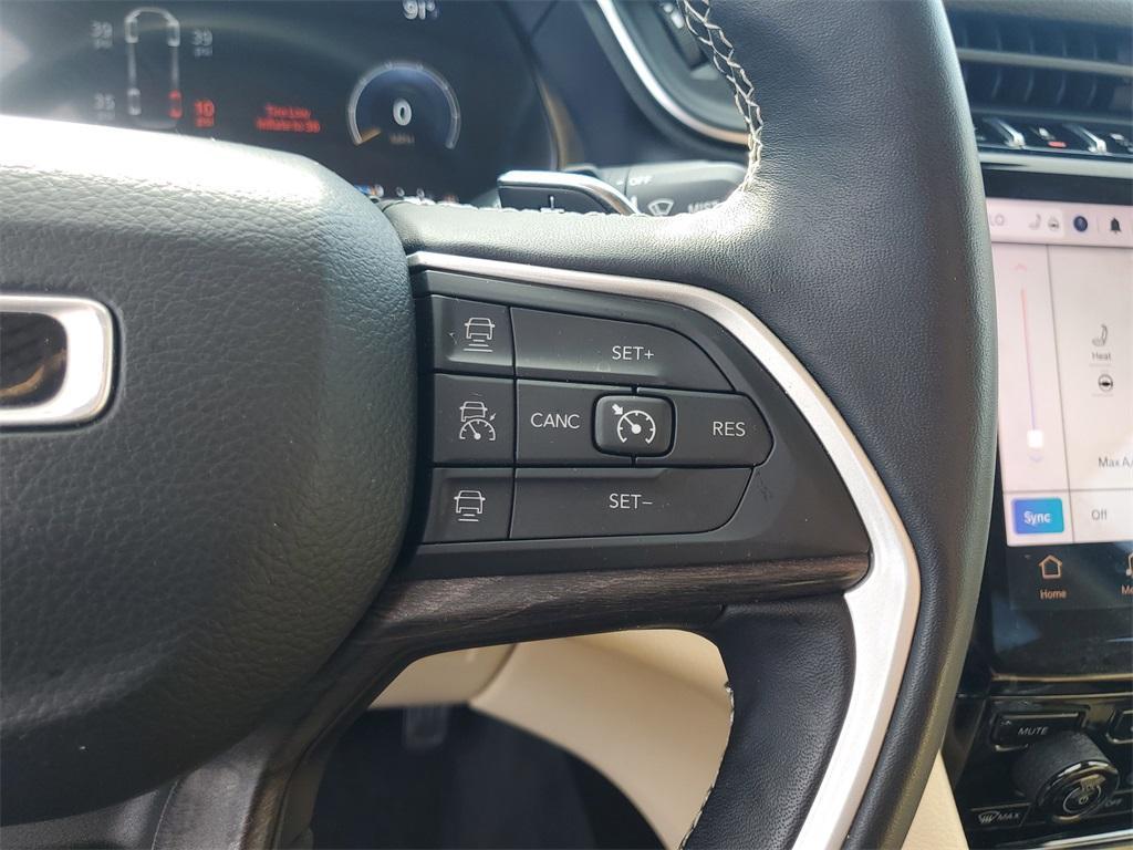 used 2022 Jeep Grand Cherokee car, priced at $27,506