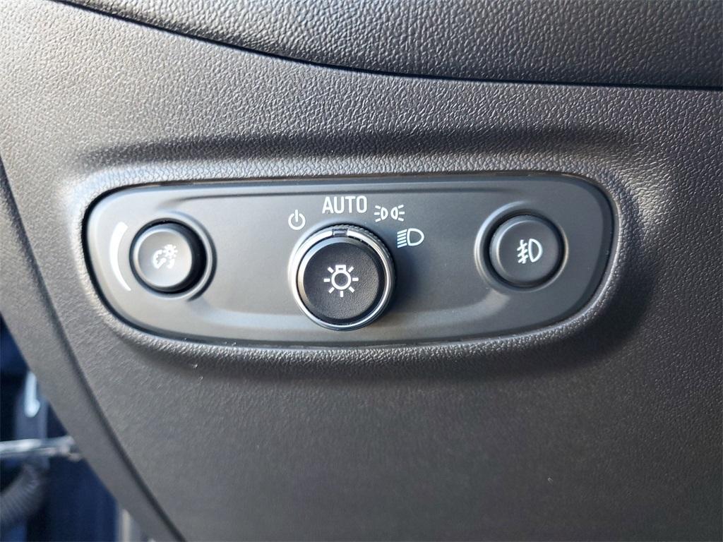 used 2021 Chevrolet Equinox car, priced at $22,568