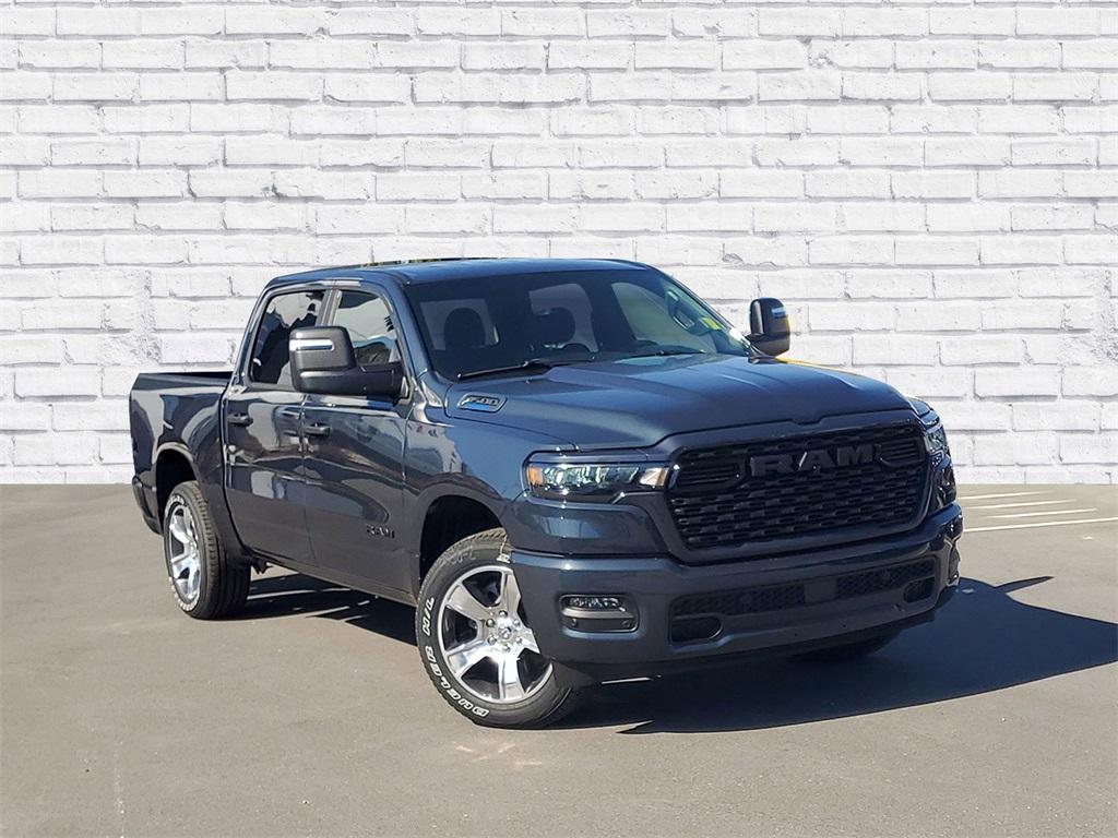 new 2025 Ram 1500 car