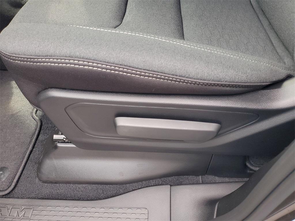 new 2025 Ram 1500 car, priced at $48,989