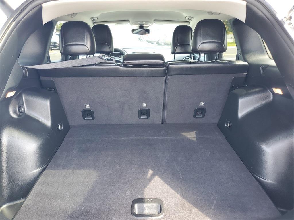 used 2023 Jeep Cherokee car, priced at $22,809