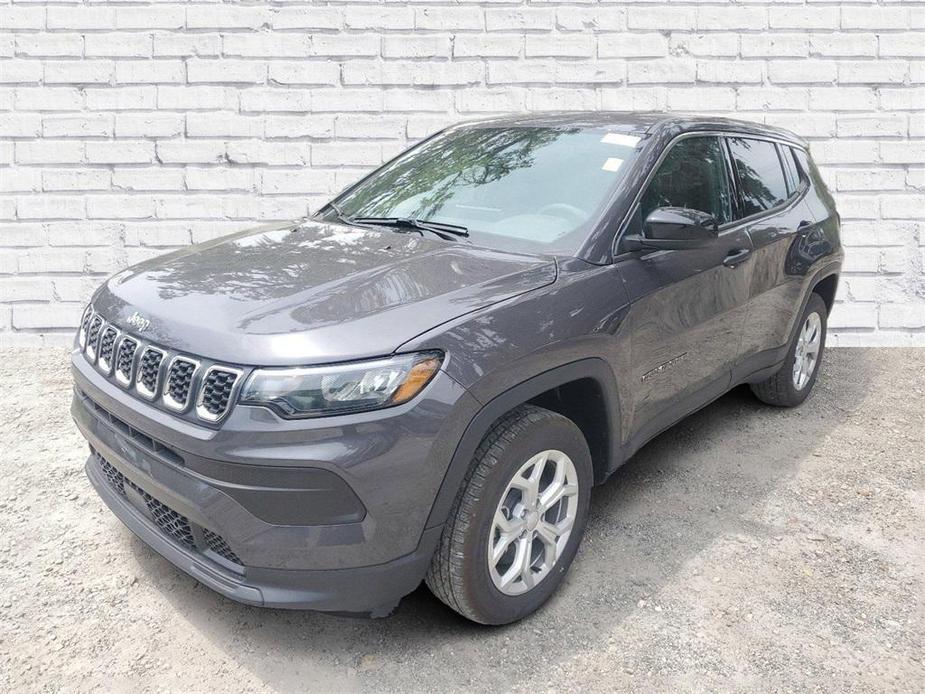 new 2024 Jeep Compass car, priced at $26,498