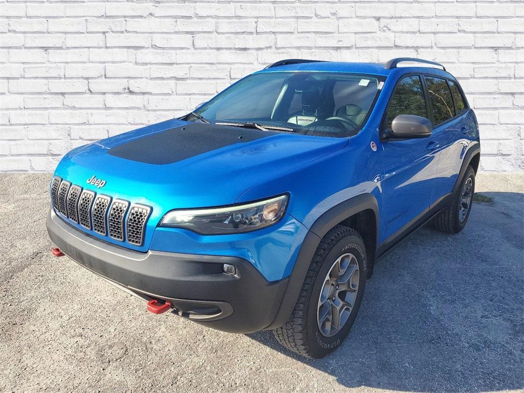 used 2020 Jeep Cherokee car, priced at $21,123