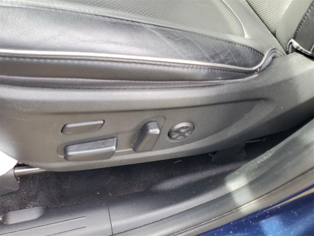 used 2023 Hyundai Santa Fe car, priced at $28,194