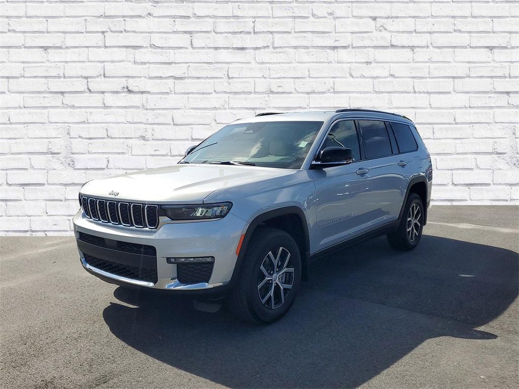 used 2025 Jeep Grand Cherokee L car, priced at $47,692