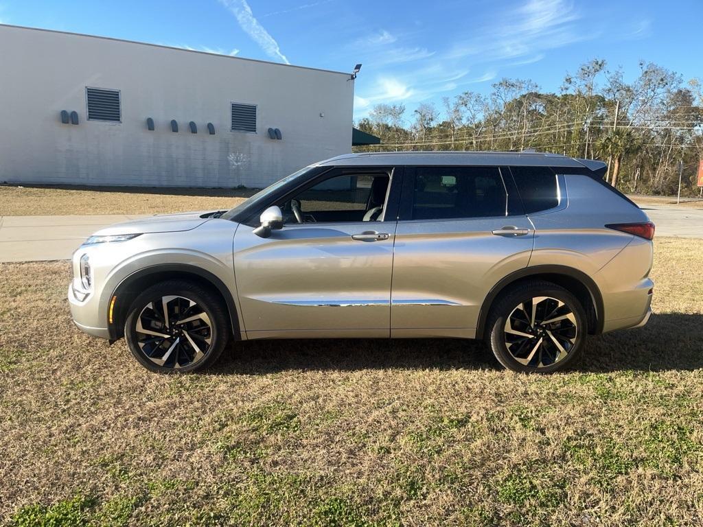 used 2022 Mitsubishi Outlander car, priced at $24,821