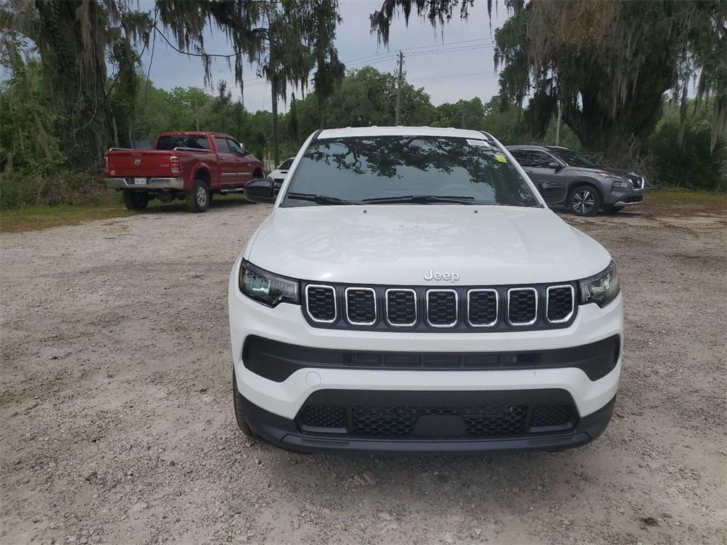 new 2024 Jeep Compass car, priced at $26,495