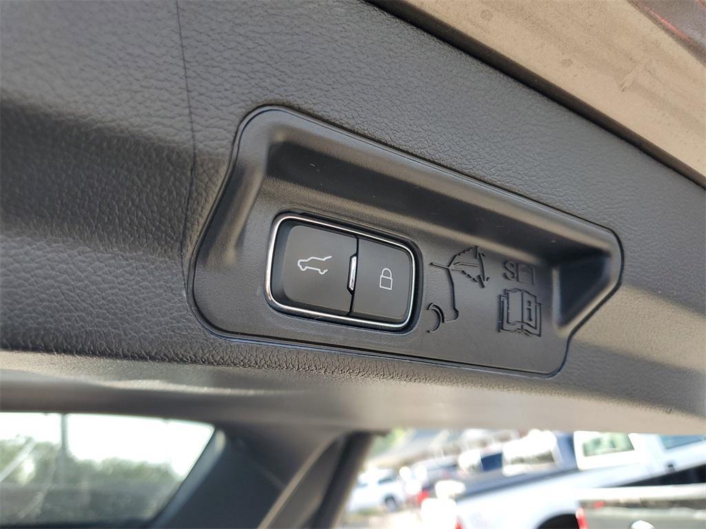 used 2021 Ford Explorer car, priced at $27,572
