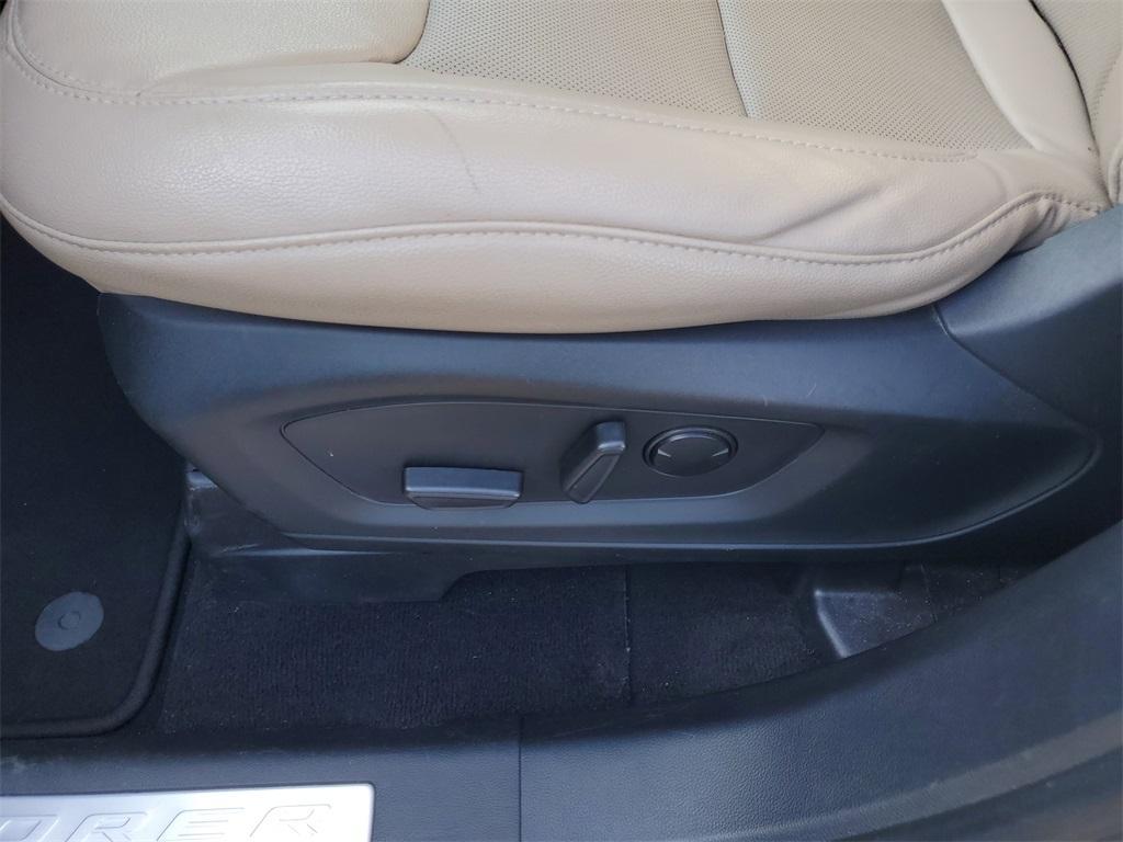 used 2021 Ford Explorer car, priced at $27,572