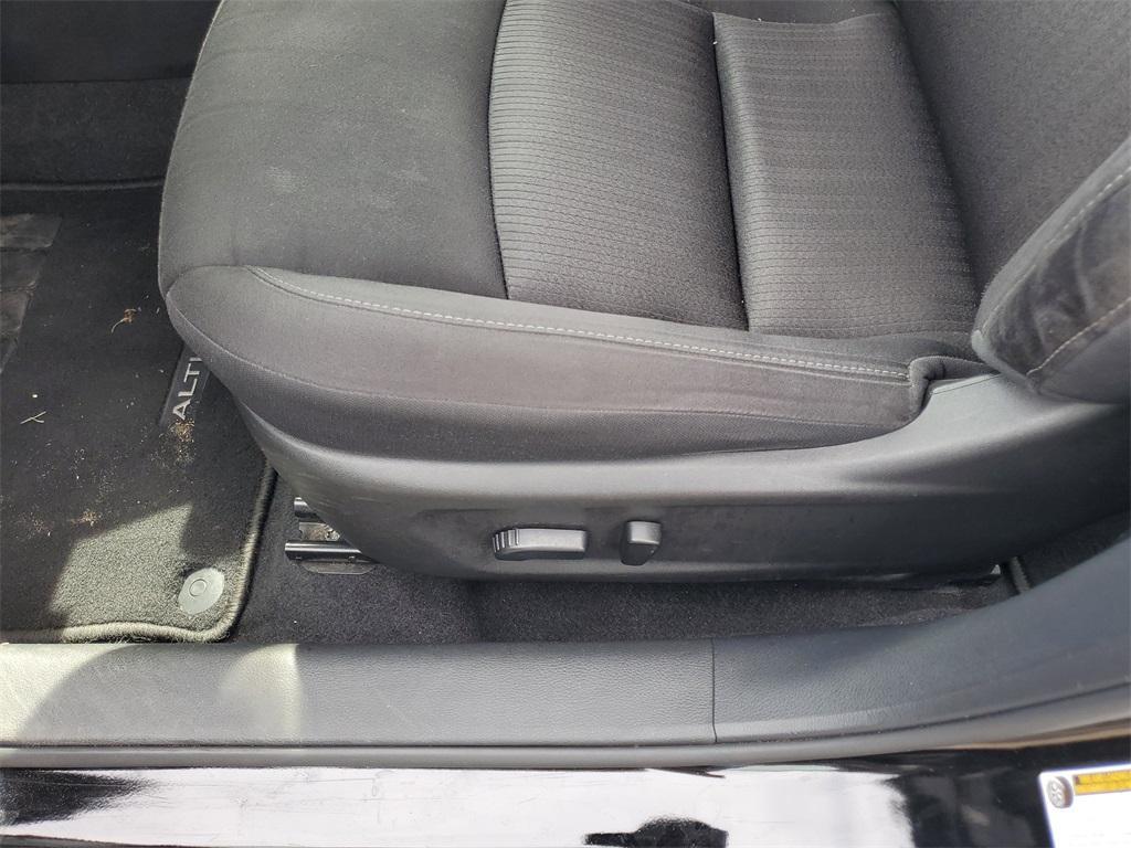 used 2023 Nissan Altima car, priced at $21,446