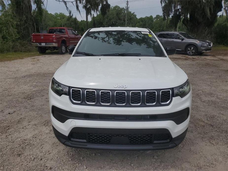 new 2024 Jeep Compass car, priced at $26,495