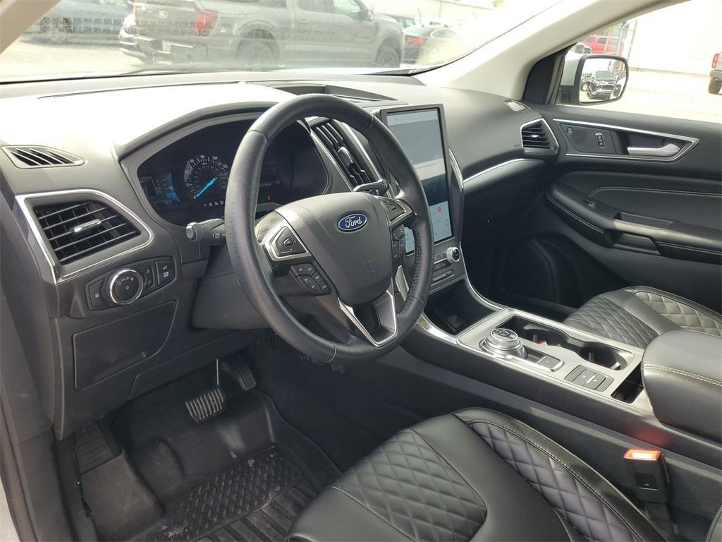 used 2024 Ford Edge car, priced at $29,819