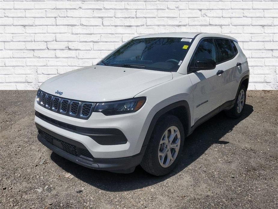 new 2024 Jeep Compass car, priced at $26,495