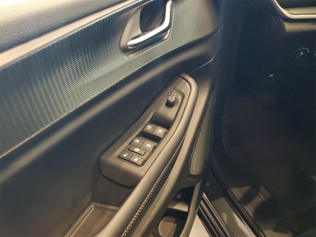 new 2025 Jeep Grand Cherokee L car, priced at $46,998