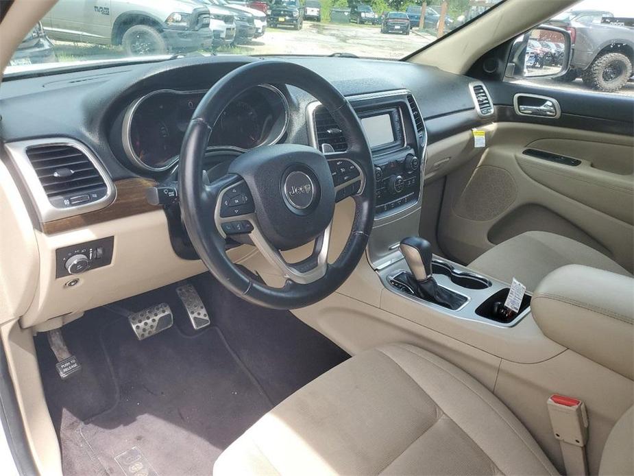 used 2016 Jeep Grand Cherokee car, priced at $15,989