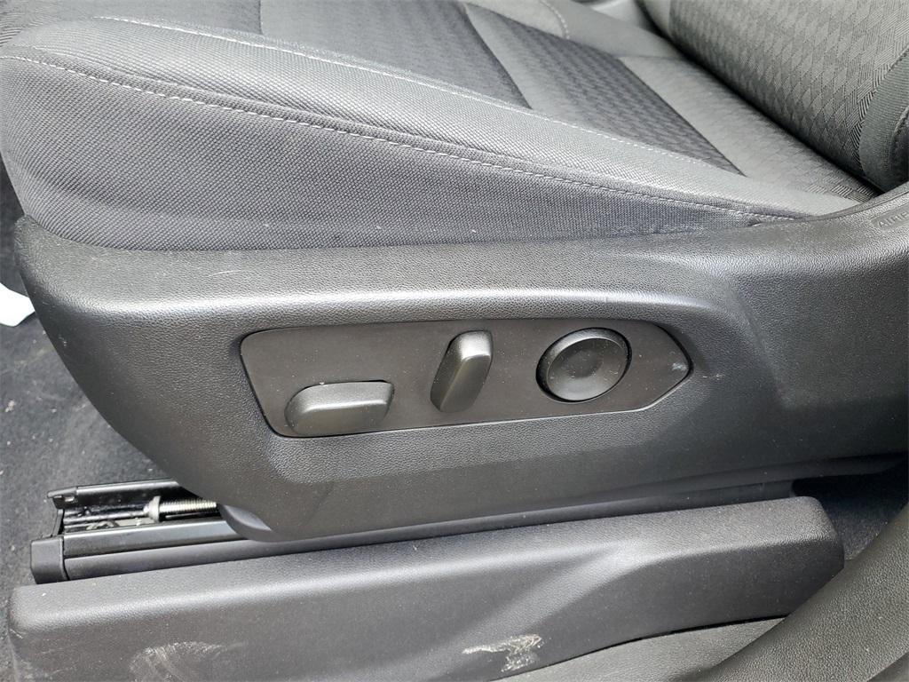 used 2022 Chevrolet Silverado 1500 car, priced at $38,112
