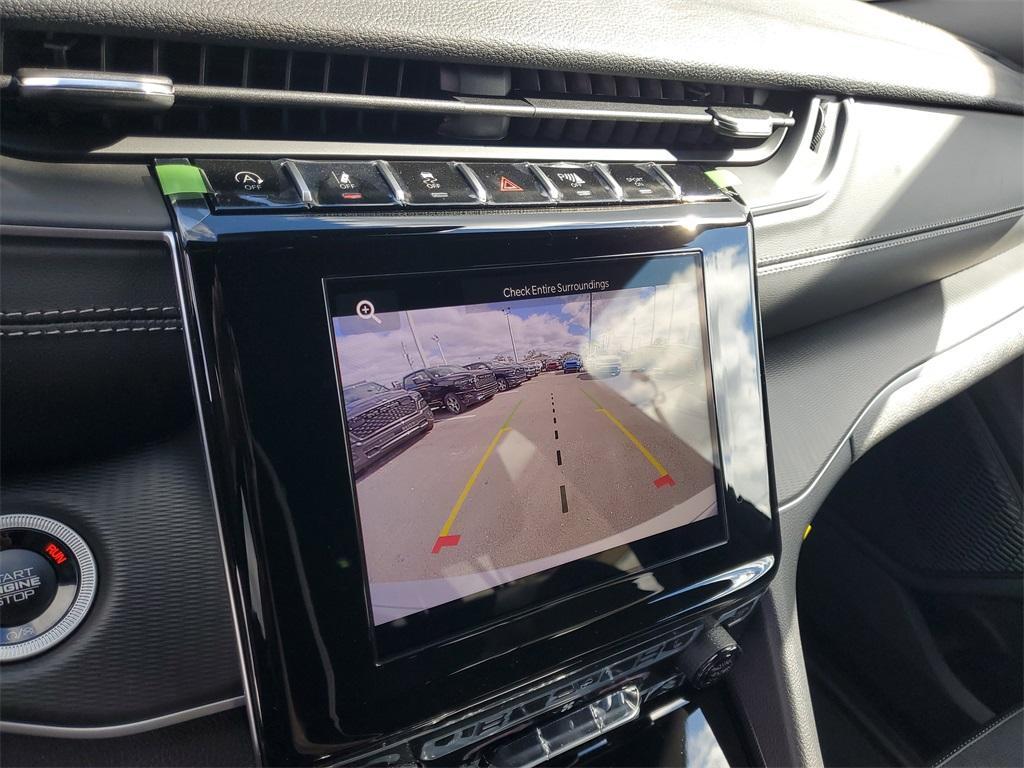 new 2025 Jeep Grand Cherokee car