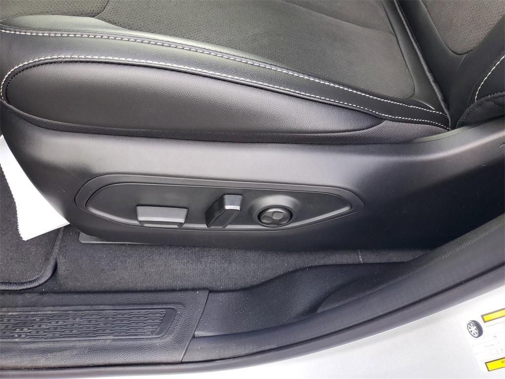 new 2025 Jeep Grand Cherokee car