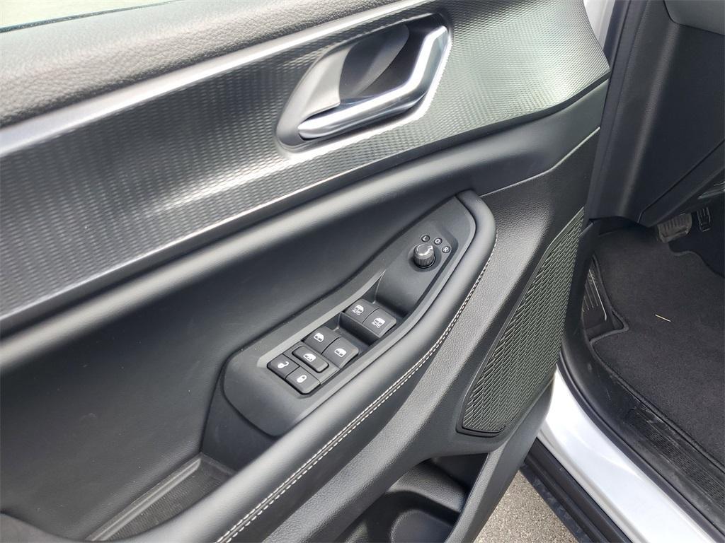 new 2025 Jeep Grand Cherokee car