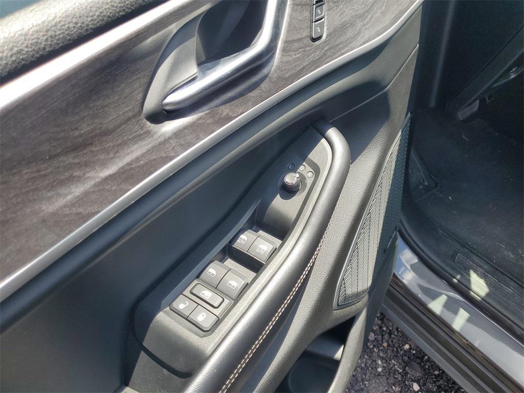 used 2021 Jeep Grand Cherokee L car, priced at $26,995