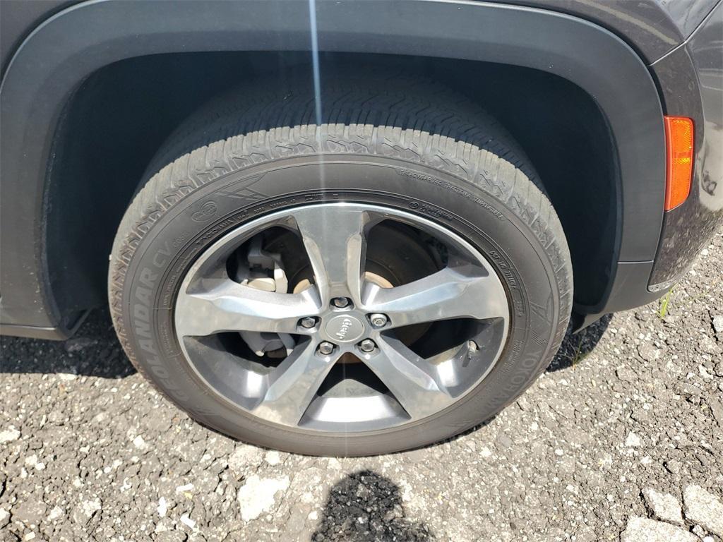 used 2021 Jeep Grand Cherokee L car, priced at $26,995