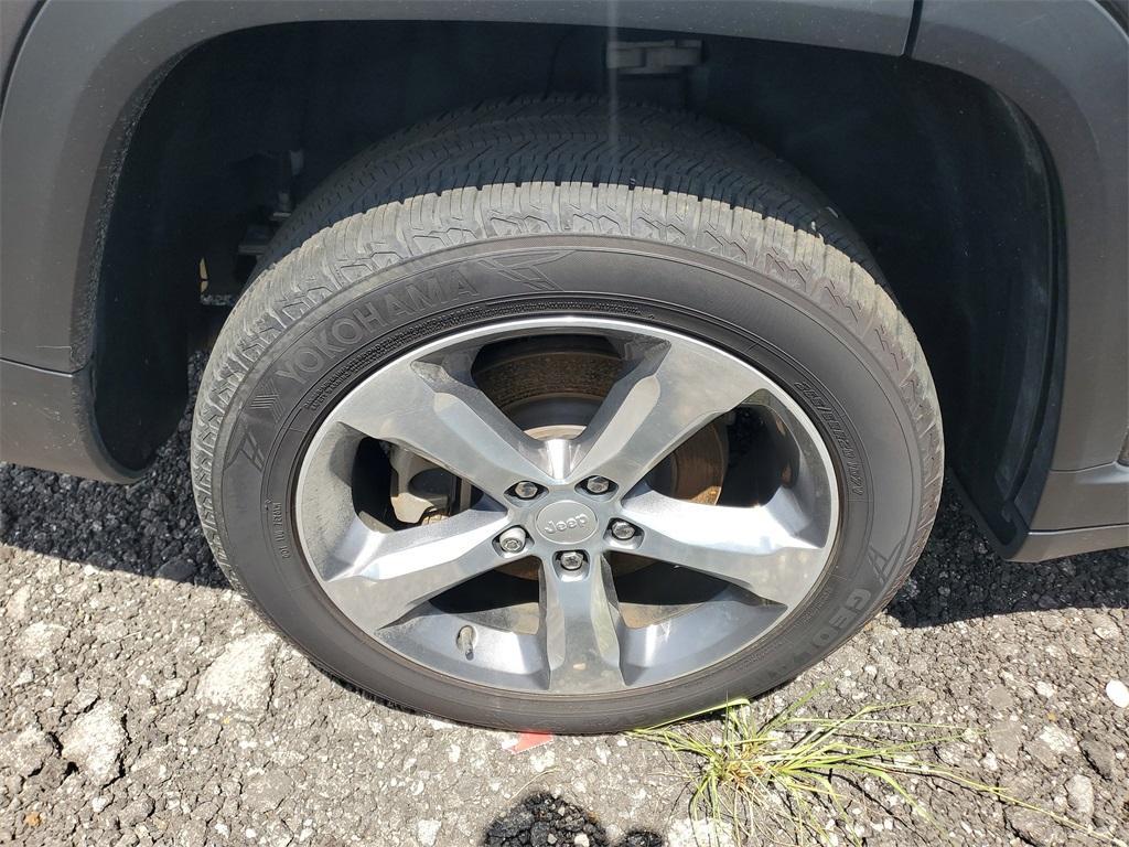used 2021 Jeep Grand Cherokee L car, priced at $26,995