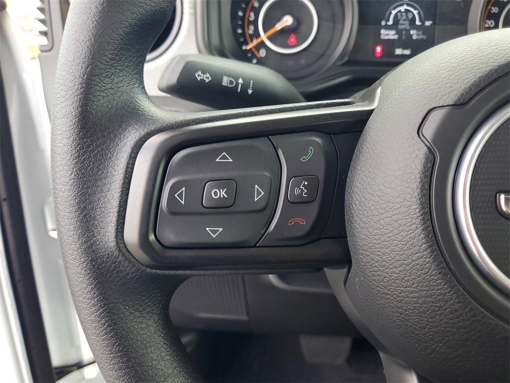 new 2025 Jeep Gladiator car, priced at $37,728