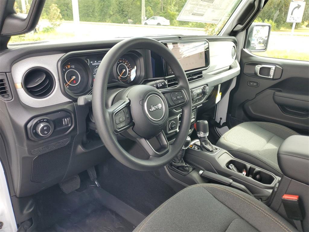 new 2025 Jeep Gladiator car, priced at $37,728