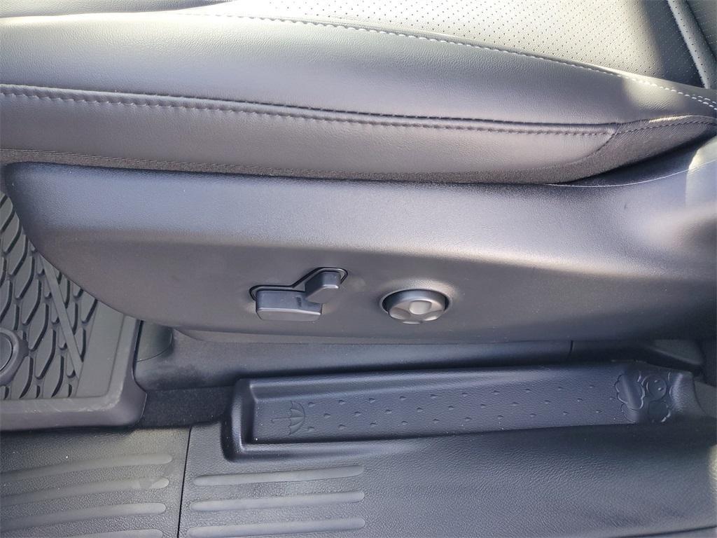 new 2025 Chrysler Pacifica car