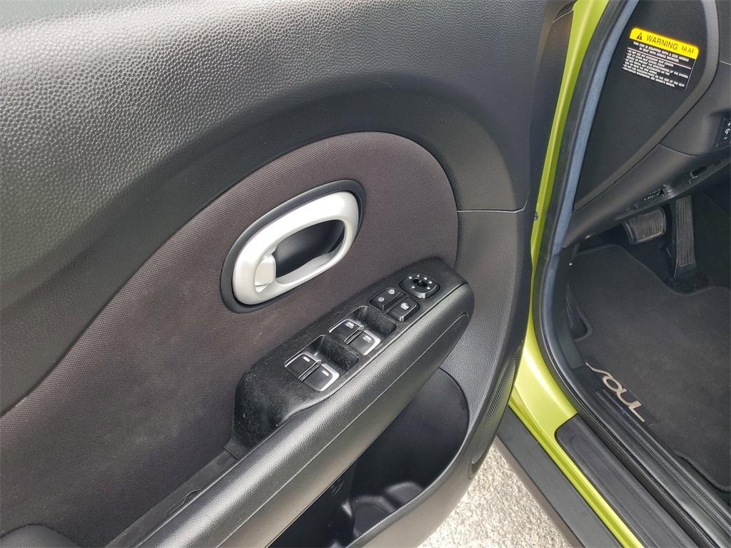 used 2017 Kia Soul car, priced at $13,471