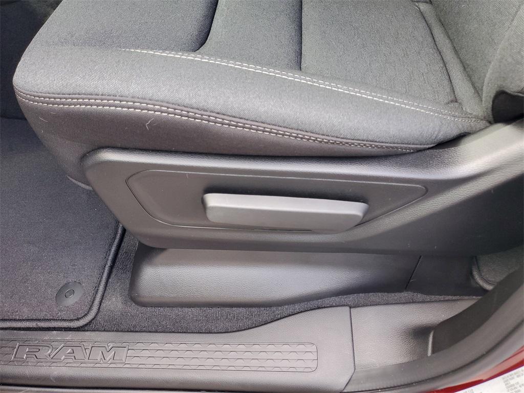 new 2025 Ram 1500 car