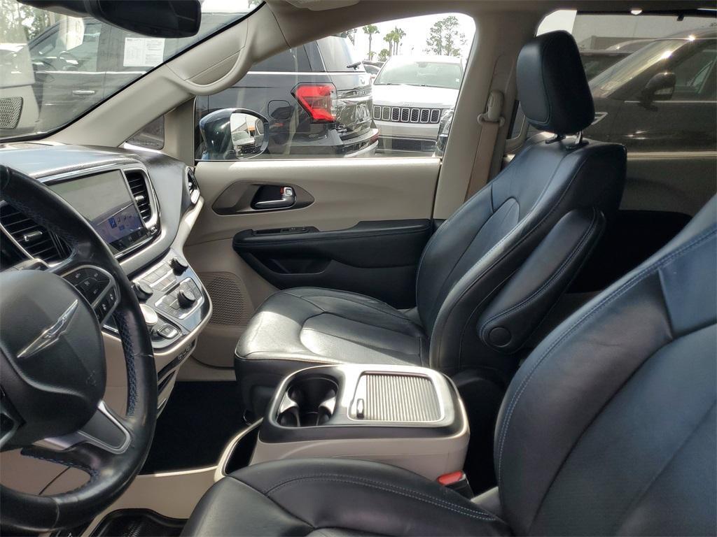 used 2021 Chrysler Pacifica car, priced at $23,446