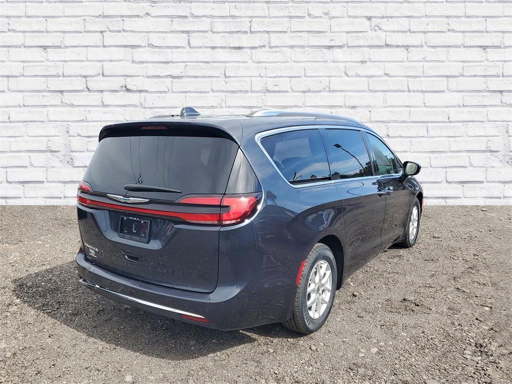 used 2021 Chrysler Pacifica car, priced at $23,446