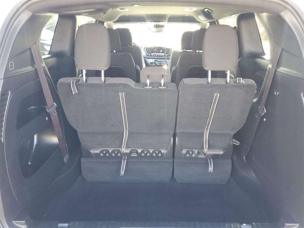 used 2024 Chrysler Pacifica car, priced at $30,334