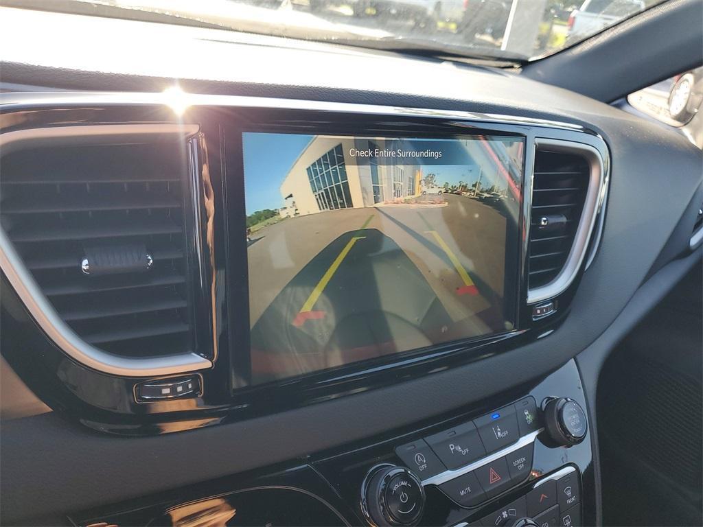 new 2025 Chrysler Voyager car, priced at $40,123