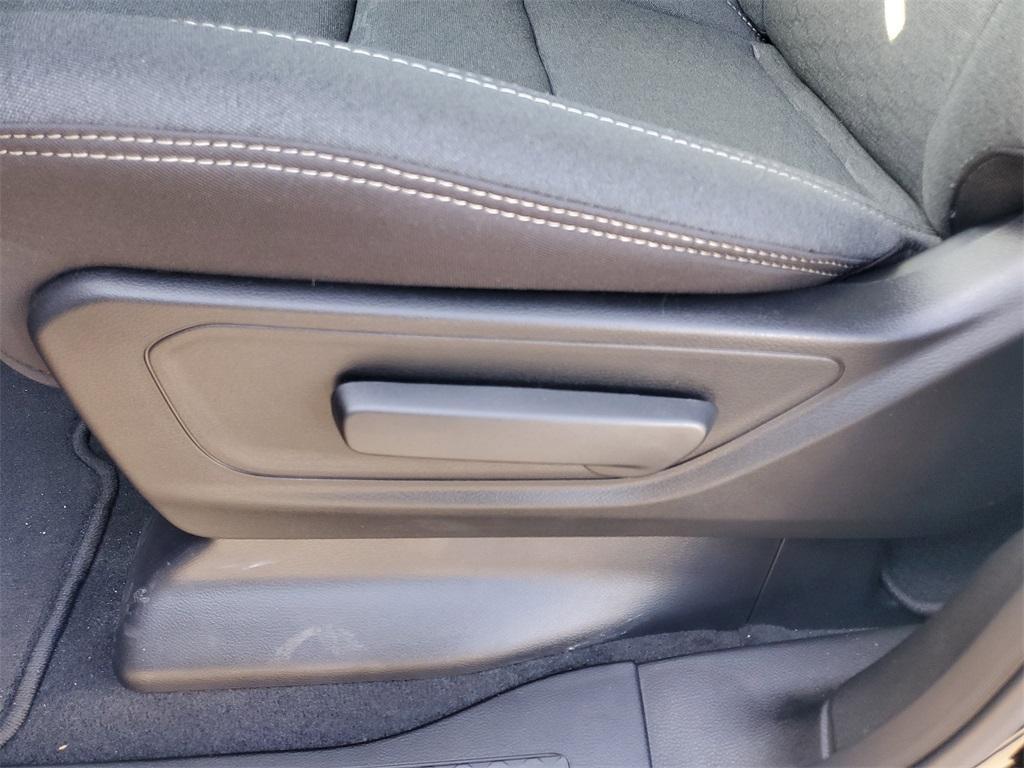 new 2025 Ram 1500 car, priced at $55,698