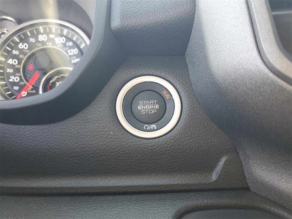 new 2025 Ram 1500 car, priced at $55,698