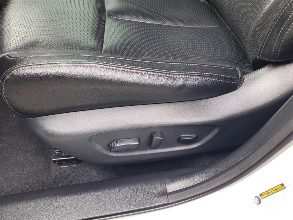 used 2019 Nissan Rogue car, priced at $20,079