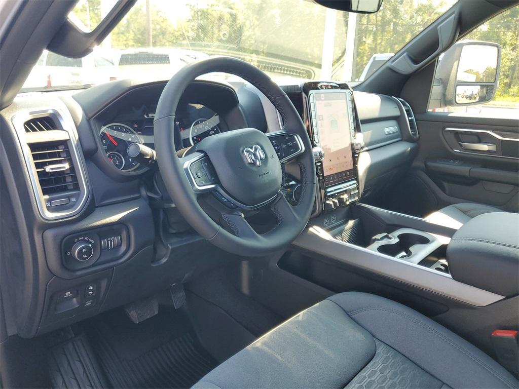 new 2025 Ram 1500 car, priced at $62,987