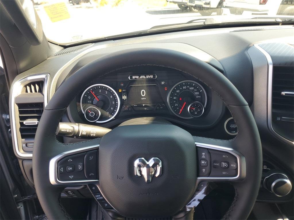 new 2025 Ram 1500 car, priced at $62,987
