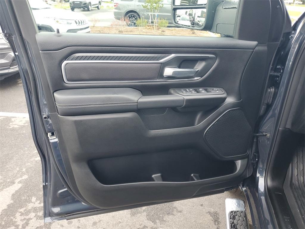 new 2025 Ram 1500 car