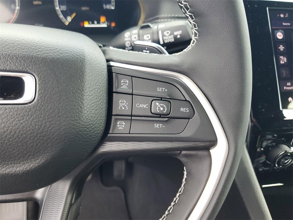 new 2025 Jeep Grand Cherokee L car