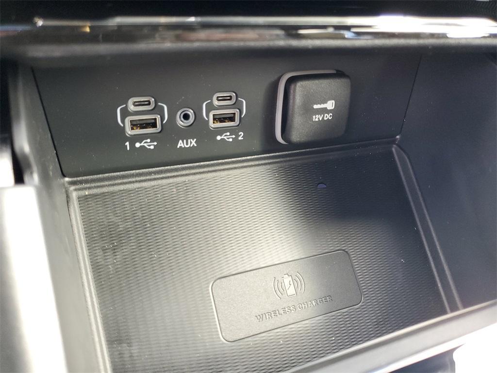 new 2025 Jeep Grand Cherokee L car